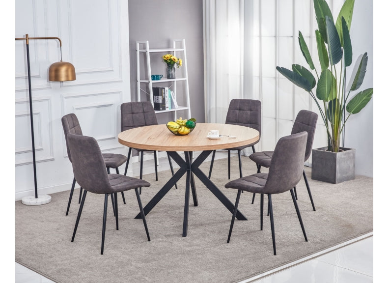 Fredrik Round Oak Room