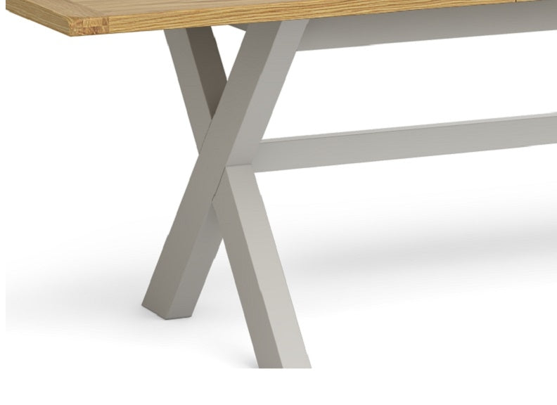 Guildford Cross Ext Table - detail