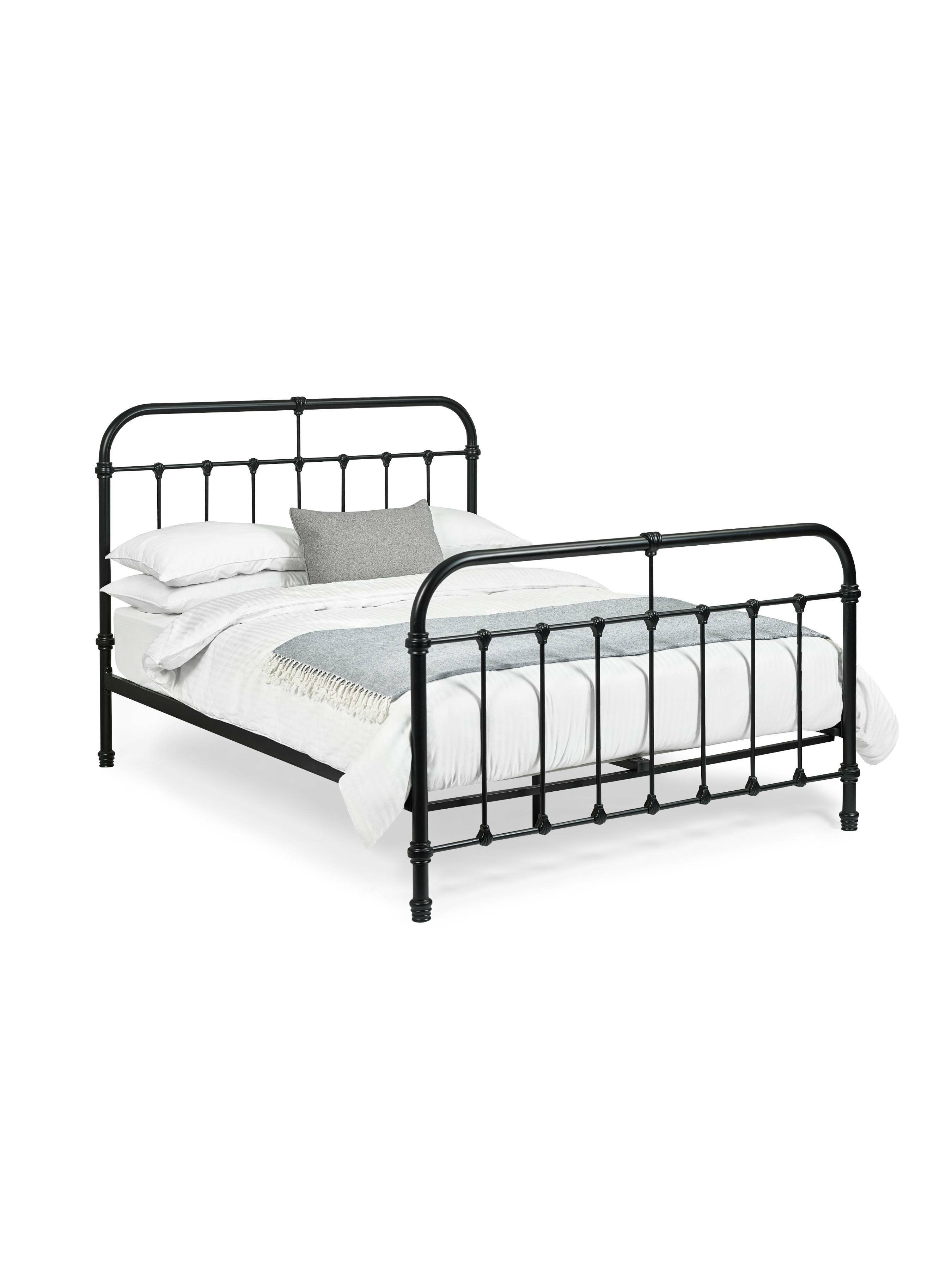 Logan 135cm Double Metal Bed