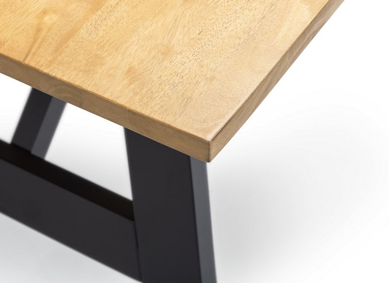 Hockley Table - Detail