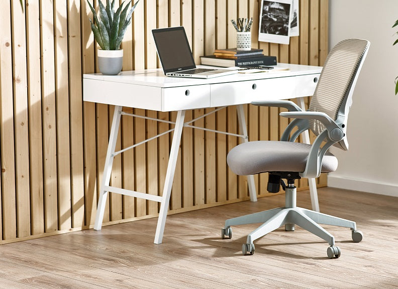 Juno Chair W/Trianon Desk