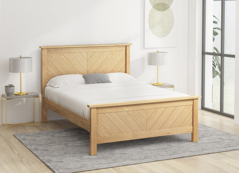 Lacombe  Bed - room 