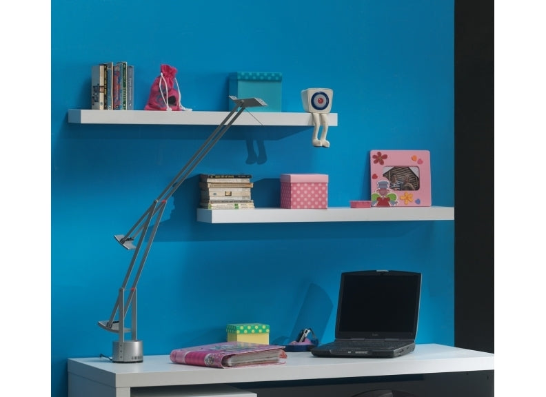 Lara Shelves