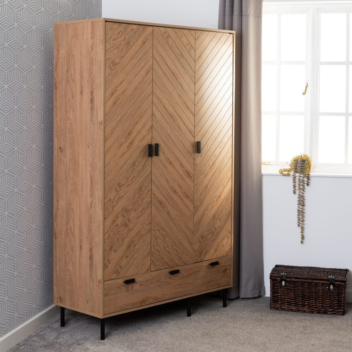 Leon Oak Effect Triple Wardrobe