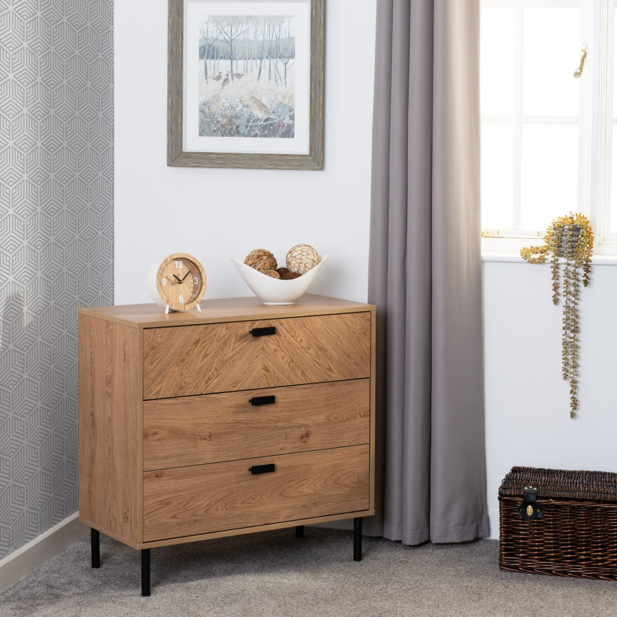 Leon Oak Effect Chest Of Drawers