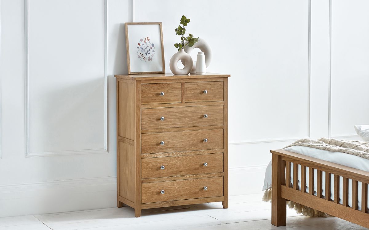 Mallory 4+2 Drawer Chest - Solid Oak and Oak Veneer Storage Solution