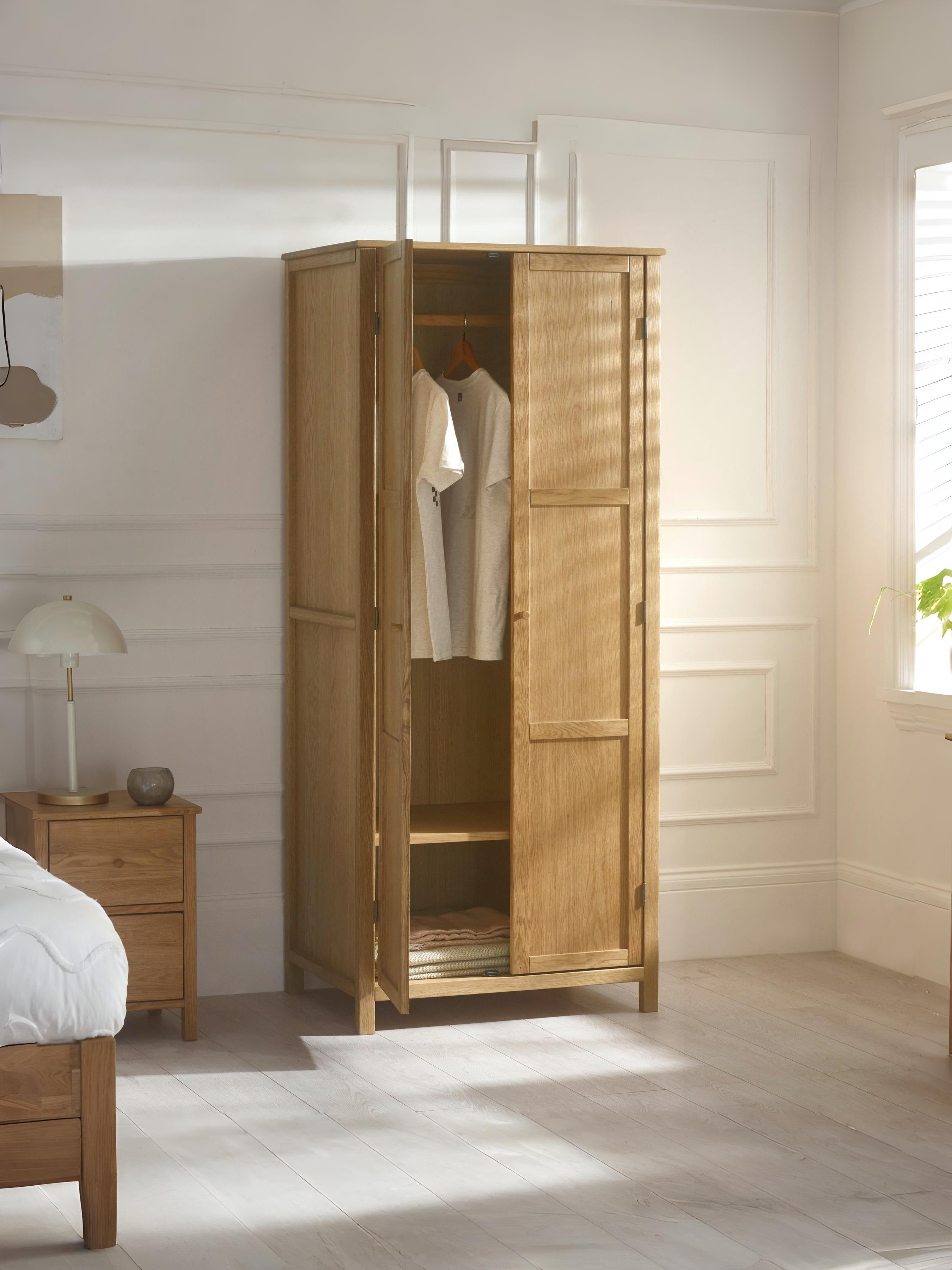 Coxmoor Wardrobe - Oak