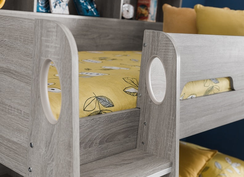 Orion Grey Oak Detail