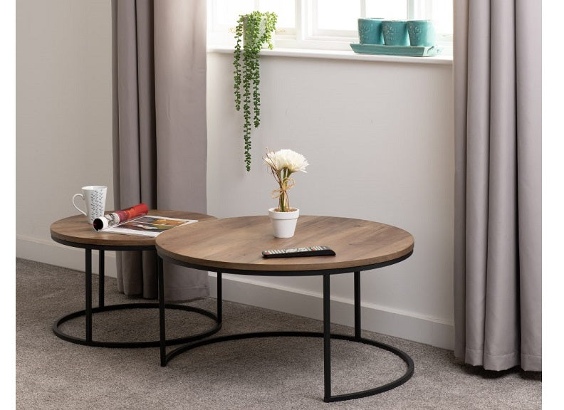 Quebec Round Table Nest Room