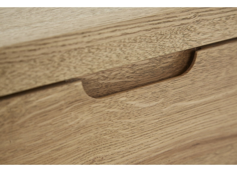 Edson Drawer Detail