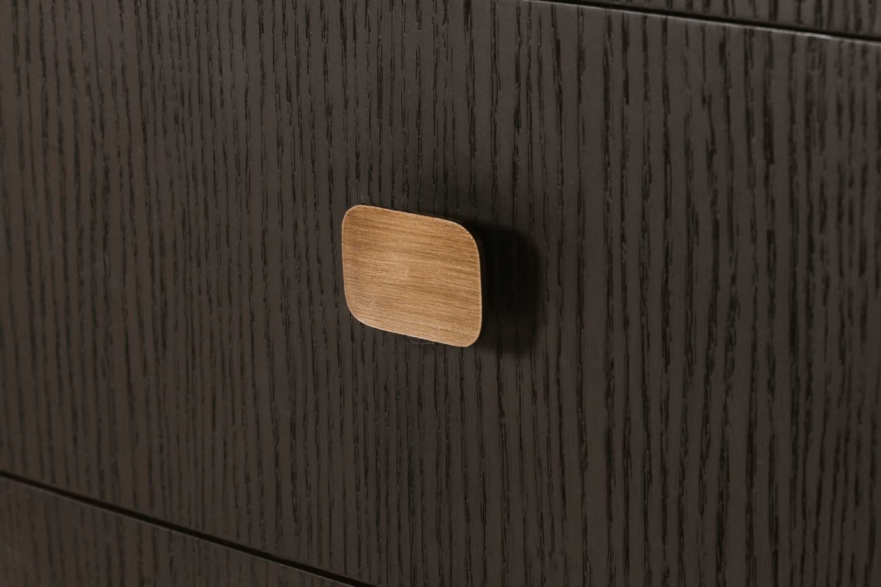 Rhodes Tall 5 Drawer Chest of Drawers in Ebony – Luxury Tall Chest with Sintered Stone Top and Copper Handles