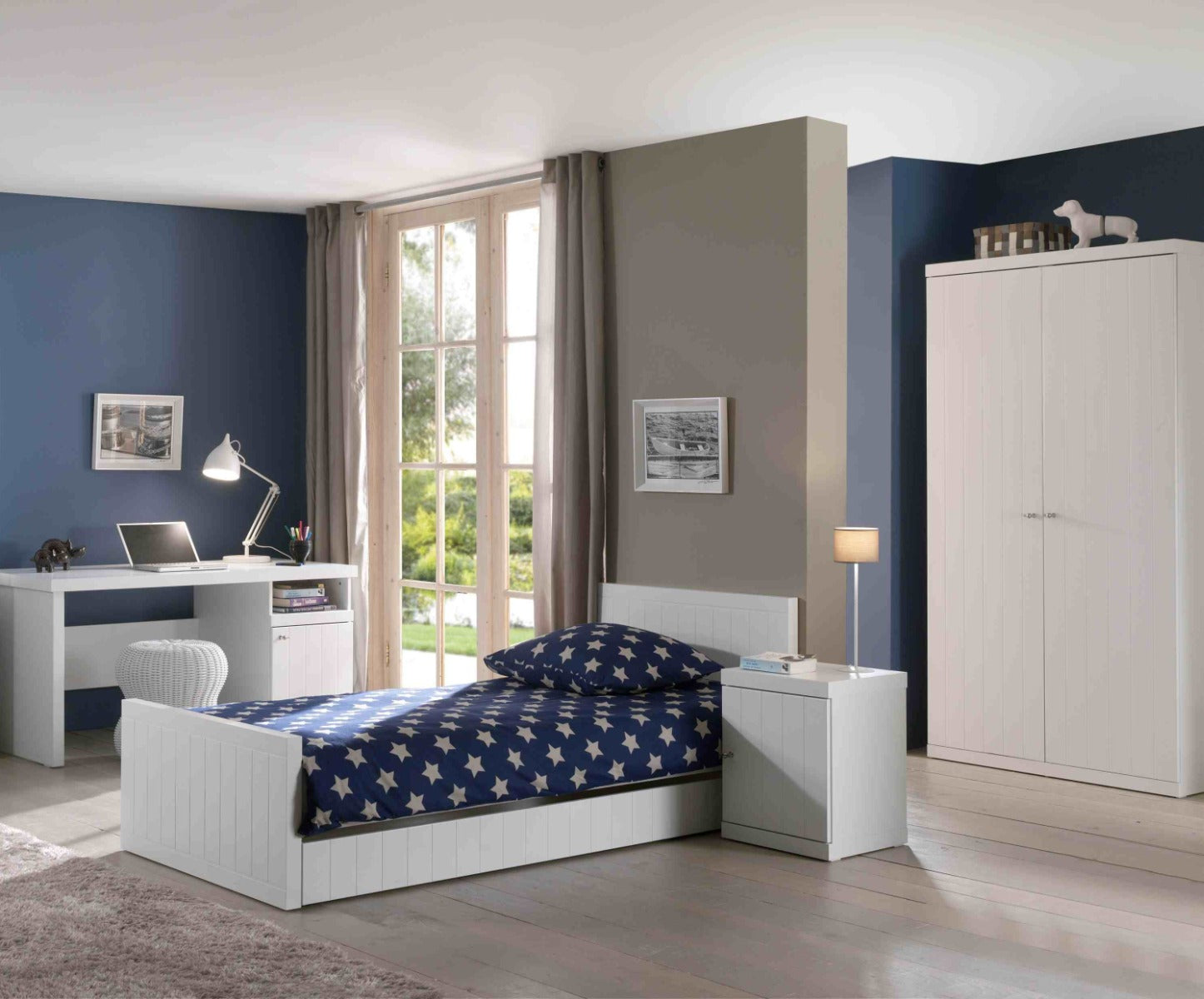 Elegant 90 cm White Robin Bed - Stylish and Comfortable
