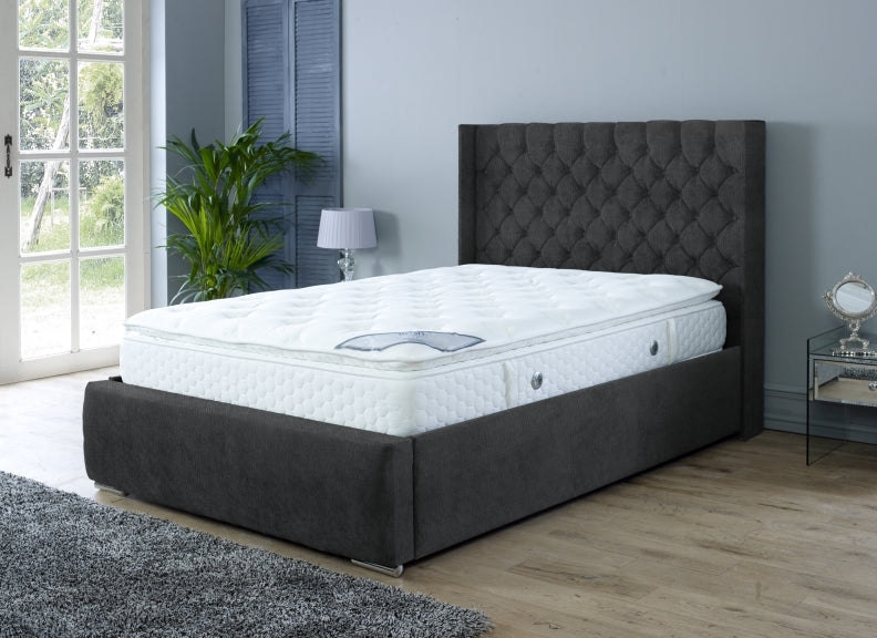 Rosalyn Naples Black