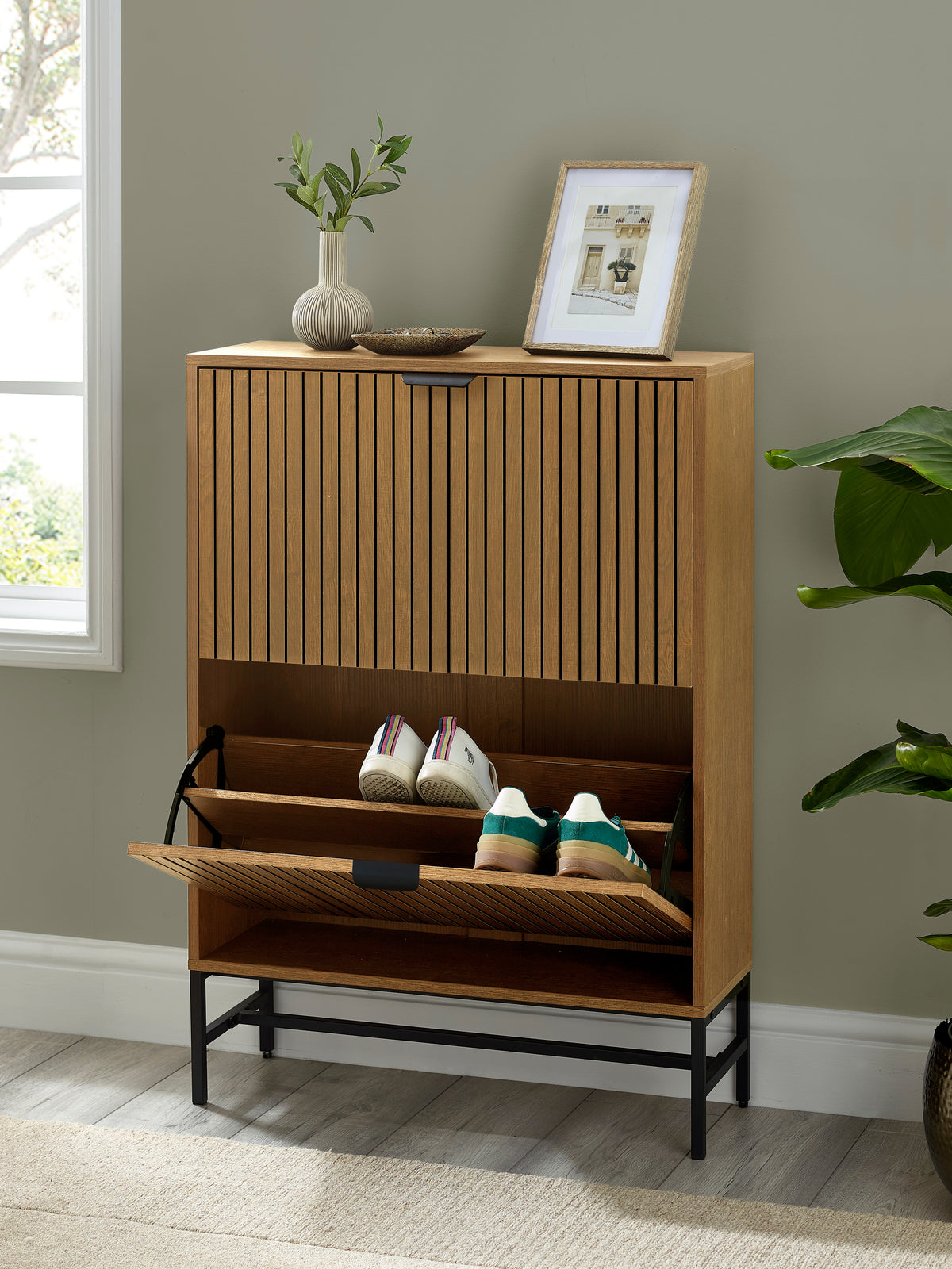 Sia Oak Effect 2 Door Shoe Storage Cabinet