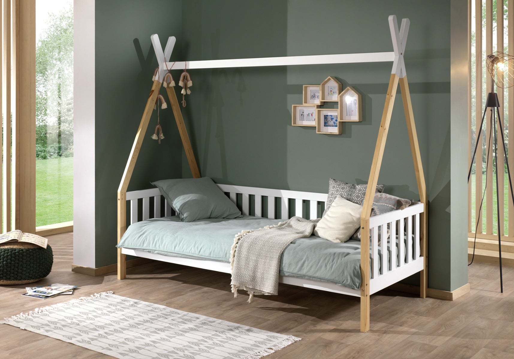 Tipi 'HK' Children's Bed With Balcony