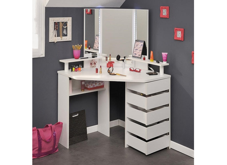 Volage Beauty Bar