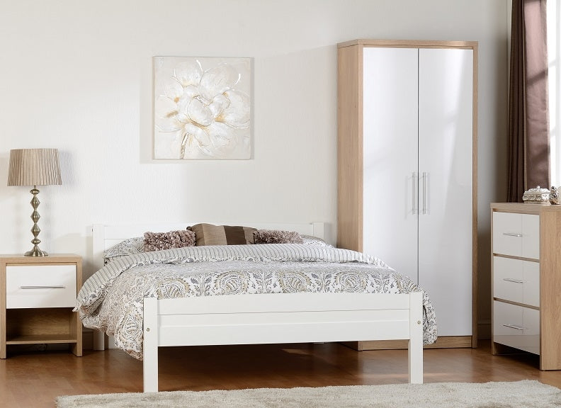 Seville TT White Room
