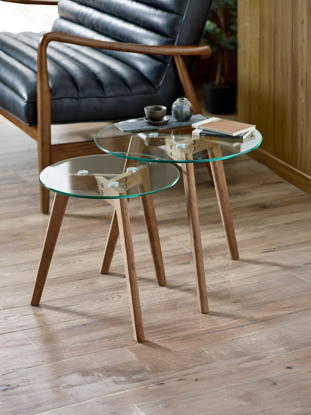 Bryant Nest of 2 Tables (oos)
