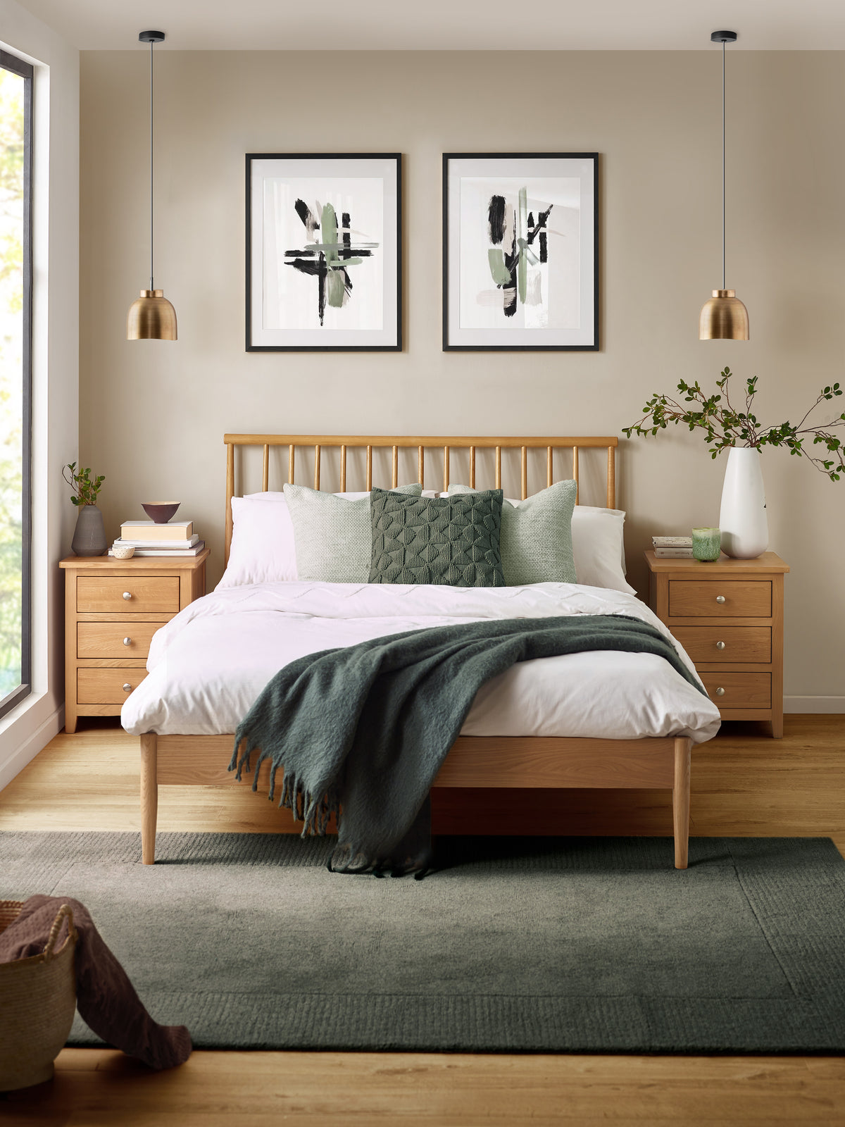 Belton Oak Spindle 135cm Double Bed (oos)