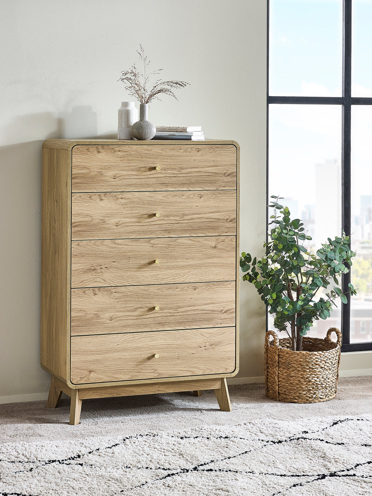 Ingrid 5 Drawer Chest Oak (oos)